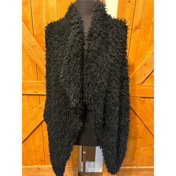 Women's L/XL Draped Chunky Faux Fur Vest Black Fall Winter Boutique - Picture 5 of 7